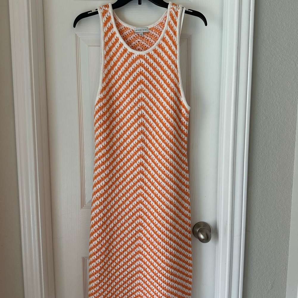 Gianni Bini Vibrant Orange and White Midi Dress